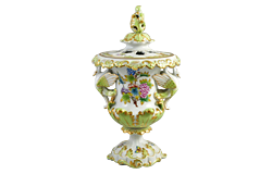 395. Gelaufene Fernauktion - Porzellan, Keramik. Glass