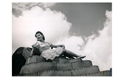 512. Online auction sale of the unsold lots - Photography