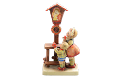 519 Auction: philately, postcards, numismatics, artwork, books, collectibles, jewelry - Porcelain, ceramics, glassware