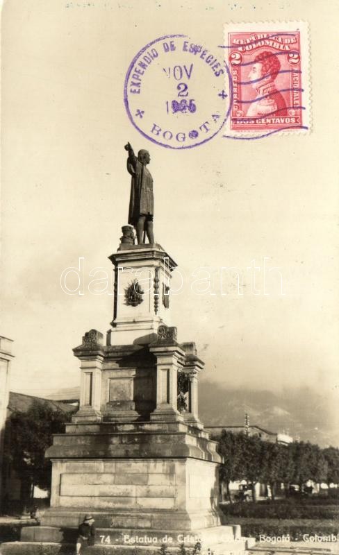 Bogotá, statue of Columbus