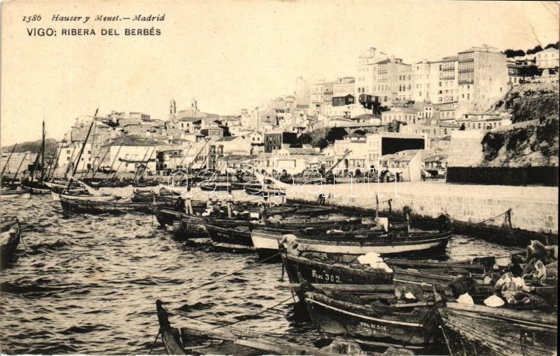 Vigo, Ribera del berbés / boats