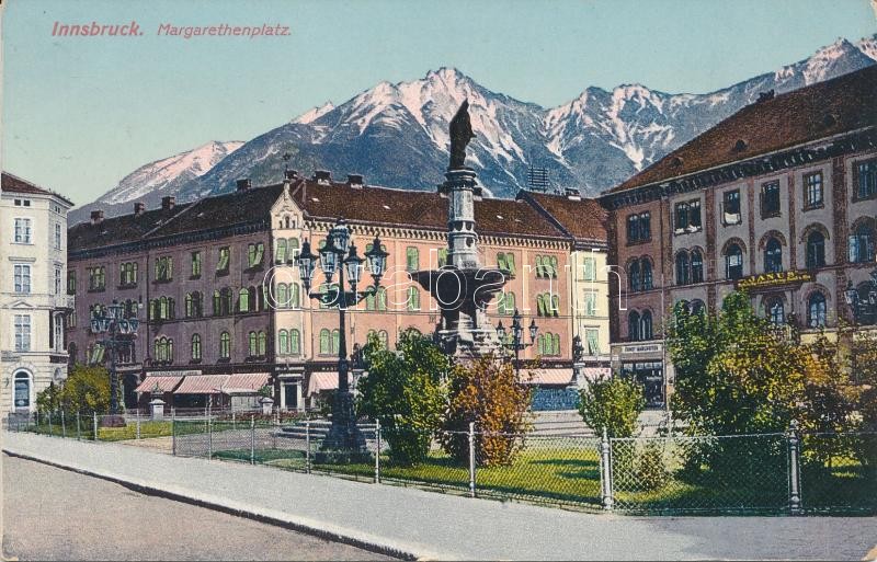 Inssbruck, Margarethenplatz, Hotel Janus / square