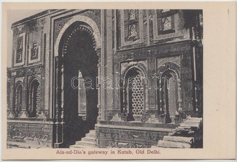 Delhi, Old Delhi, Ala-ud-Din's gateway in Kutub