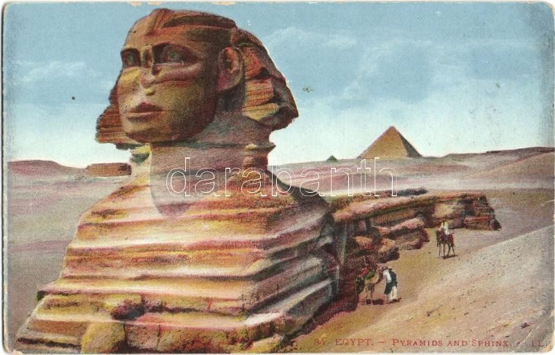 Great Sphinx of Giza, pyramid