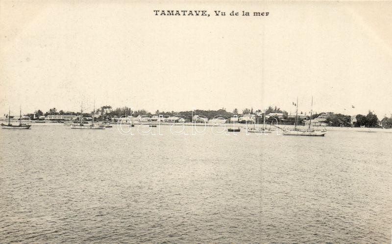 Toamasina, Tamatave; (cut) / port, ships