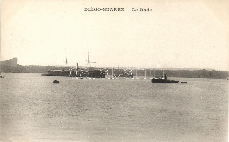 Antsiranana, Diego-Suarez; La Rade / port, steamships