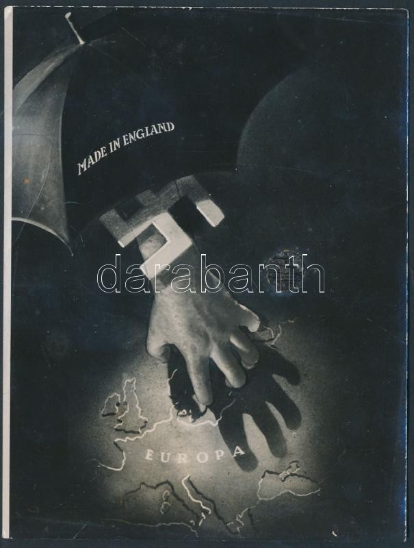 cca 1940 Roth László jelzés nélküli vintage fotómontázsa, cigerettával megpörkölve, 12x9 cm