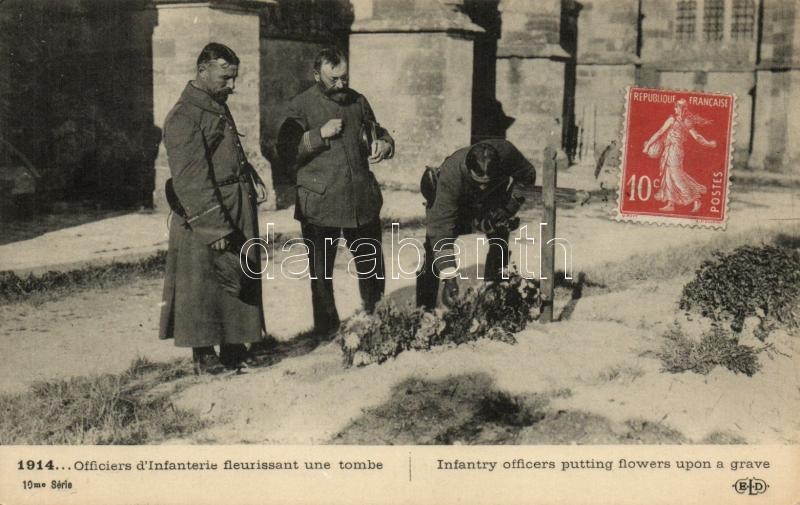 I. világháború, francia tisztek virágot visznek egy sírra, WWI French military officers putting flowers upon a grave