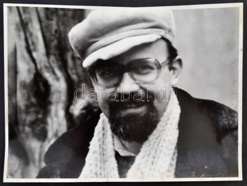 Markó Béla (1951-) erdélyi magyar költő és író, tanár, szerkesztő, politikus fotója, 18x24cm