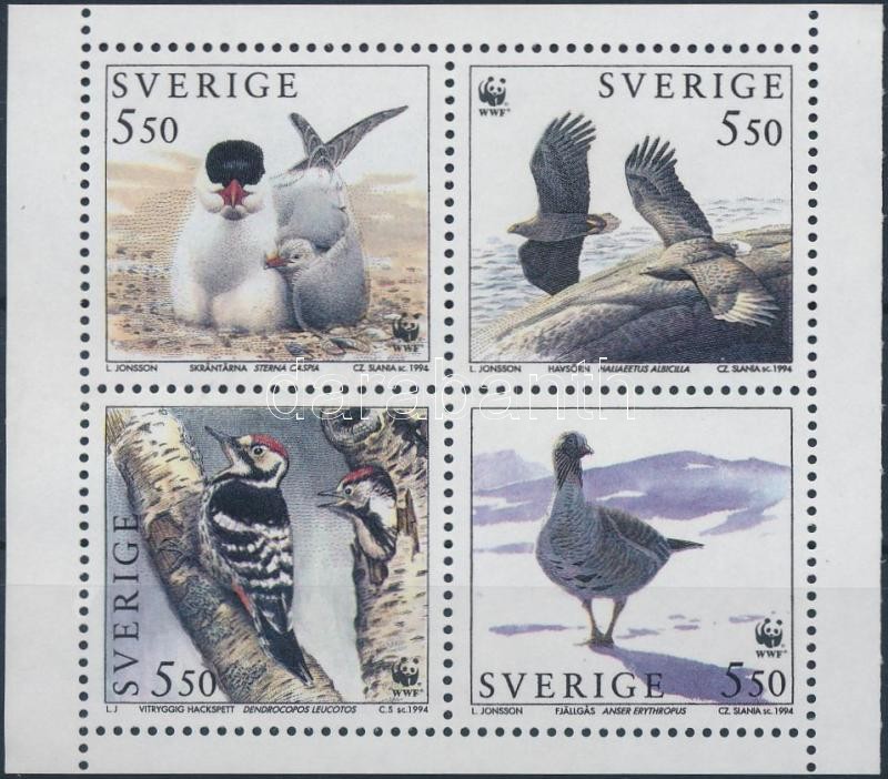 WWF Birds stamp-booklet sheet + 4 FDC (gum disturbance), WWF: Madarak bélyegfüzet lap sor + 4 db FDC (gumihiba)