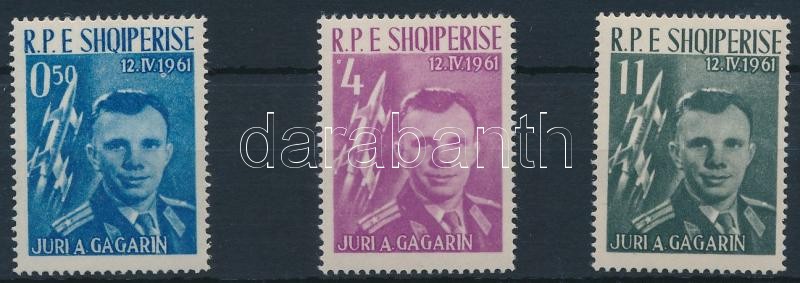 Űrkutatás: Gagarin sor (11L papírránc), Space research: Gagarin set (11L paper crase)