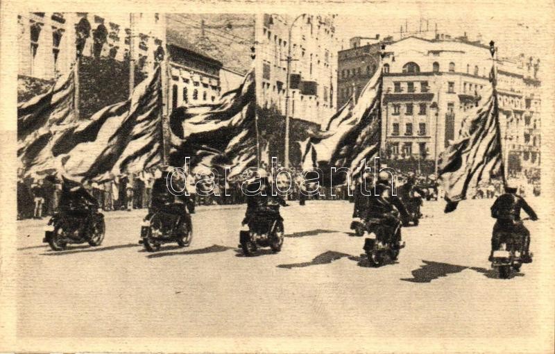 1947 Belgrade, Beograd; Savezni slet fiskulturnika Jugoslavije, Motociklisti su zavrsili defile / Yugoslavian sports celebration, Motorcyclists at the end of the parade