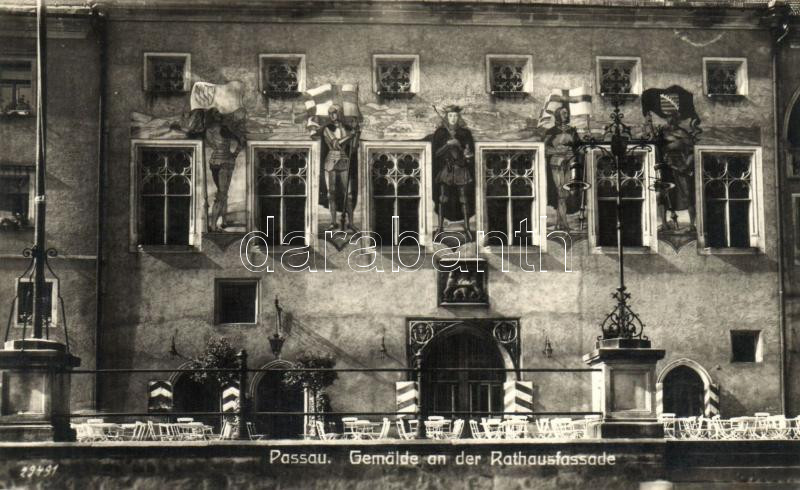 Passau, Gemalde an der Rathausfassade / paintings on the town hall facade