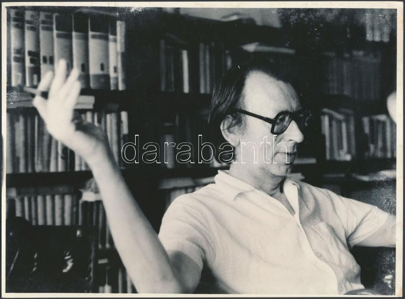 Bajor Andor (1927-1991) romániai magyar író, költő, humorista fotója, 18x24cm