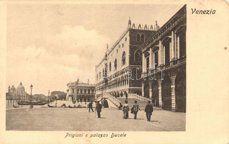 Venice, Venezia; Prigioni e palazzo Ducale / palace