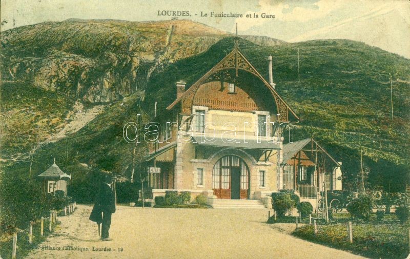 Lourdes Funicular station and Café (EK)