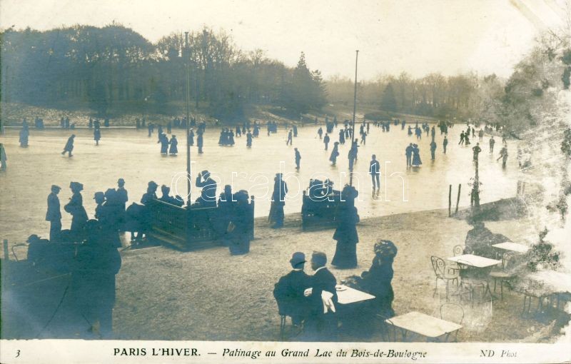 Paris, Bois de Boulogne, Grand Lac / park, lake, winter, ice skaters