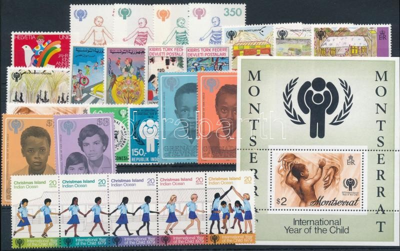 Children's Year 14 sets + 10 stamps + 1 block, Gyermek év 14 klf sor + 10 klf önálló érték + 1 blokk 2 db stecklapon
