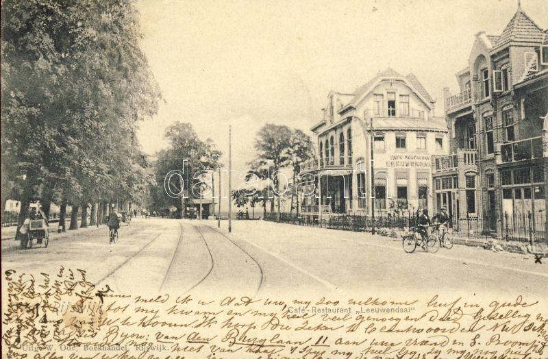 Rijswiijk, Cafe-Restaurant Leeuwendaal, street