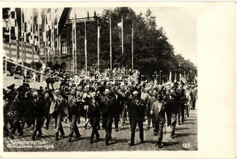 1928 Vienna, Wien; Sängerfestzug / Song festival. Foto Lechner