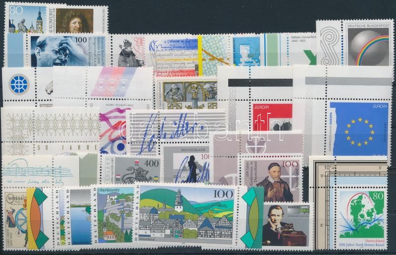24 klf corner, margin stamps, 24 klf bélyeg, közte többnyire ívsarki és ívszéli értékek