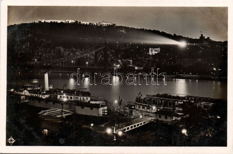 Budapest I. Gellért hegy ünnepi fényben