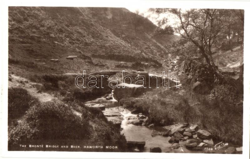 Haworth, Haworth Moor, The Brontë Bridge and Beck