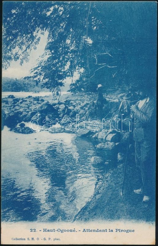 Haut-Ogooué, Attendant la Pirogue / waiting for the canoe