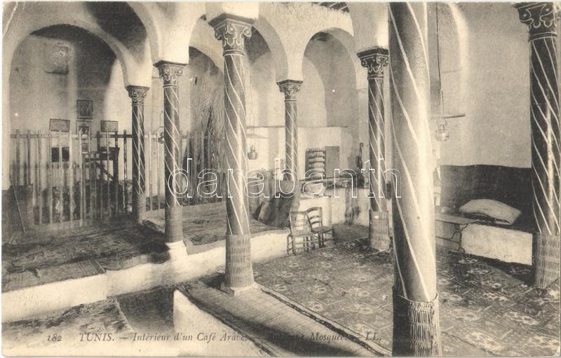 Tunis, Intérieur d'un Café Arabe, Ancienne Mosquée / Arabian café interior, old mosque