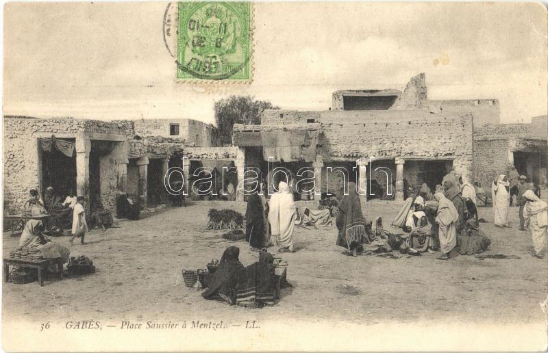 1908 Gabes, Place Saussier a Mentzel / square, vendors. TCV card