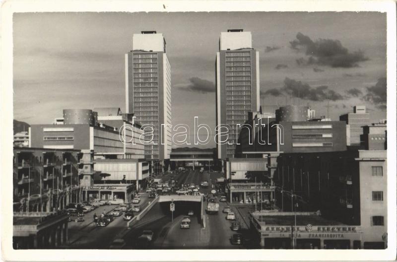 Caracas, Centro Simón Bolívar, General Electric / towers, automobiles, photo