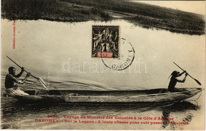 Dahomey, Sur la Lagune, A toute vitesse pour voir passer le Ministre, Voyage du Ministre des Colonies á la Cote d'Afrique / pirogue, native canoe