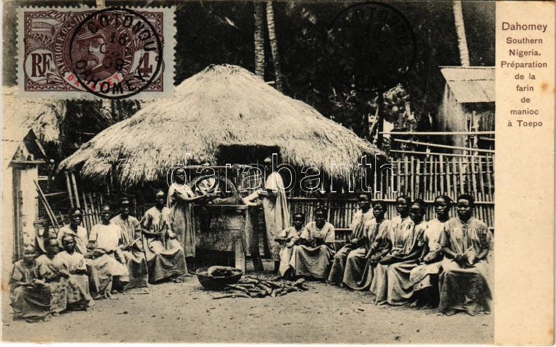 Toepo, Southern Nigeria, Préparation de la farin de manioc / 
preparation of manoic (cassava) flour