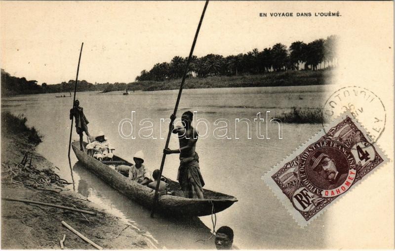 Ouémé, En Voyage Dans / pirogue, native canoe