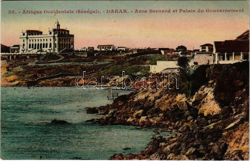 Dakar, Anse Bernard et Palais du Gouvernement / Government Palace, coast