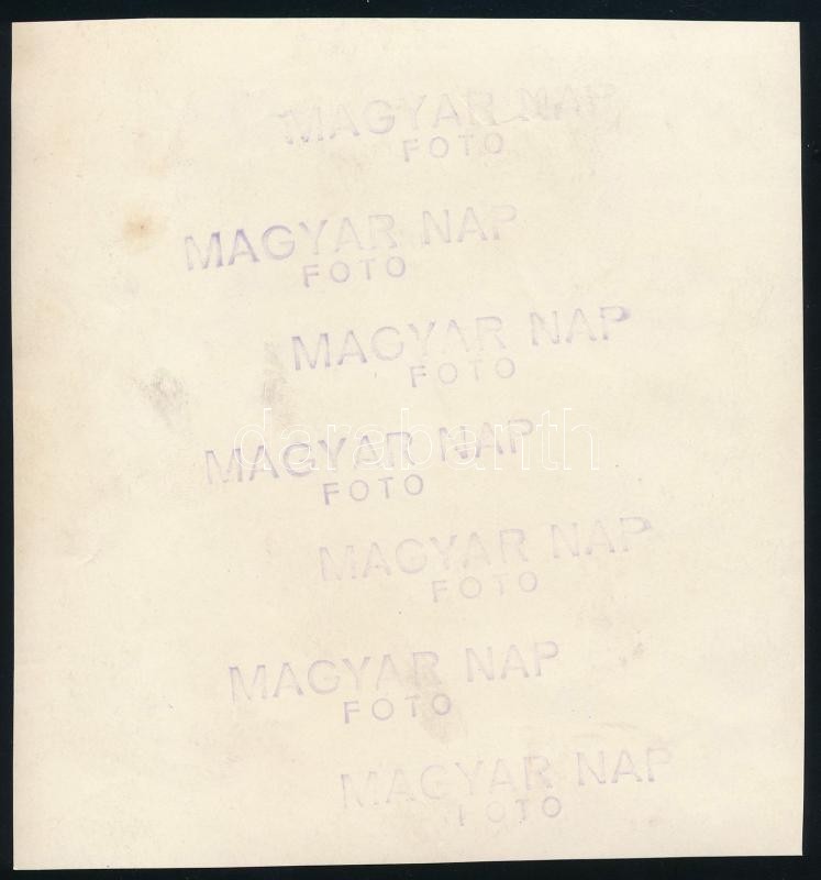 cca 1950 A háború után gyártott első ,,gépkocsi