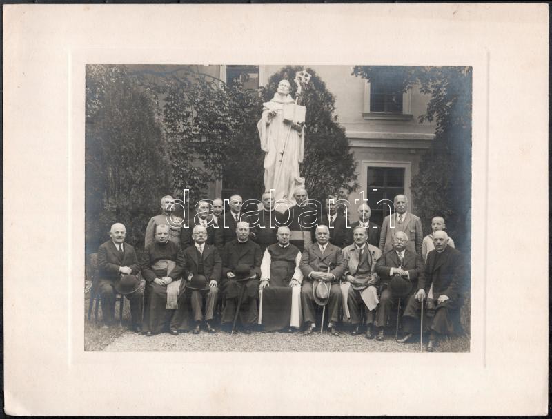 1933 Öregdiákok 40. éves találkozója, csoportkép, vintage fotó feliratozva, 17,3x23,5 cm