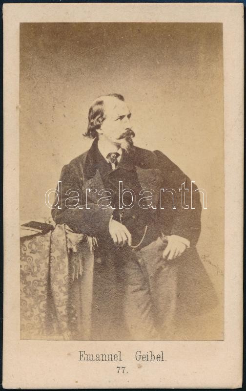 cca 1870 Emanuel von Geibel (1815-1884) német költő és dramaturg, keményhátú vintage fotó, 10,2x6 cm