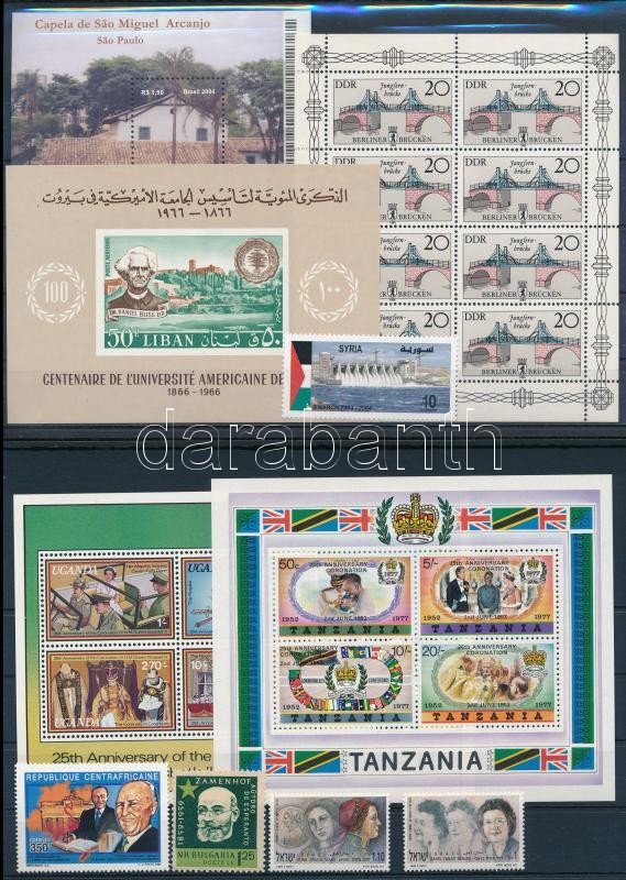 Külföldi bélyegek vegyesen 4 stecklapon: 5 klf bélyeg és 13 klf blokk, 5 stamps + 13 blocks