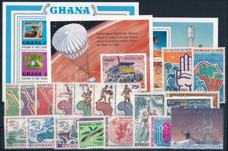 40 different stamps + 6 different blocks, Vegyes külföldi bélyegek 2 stecklapon: 40 klf bélyeg és 6 klf blokk