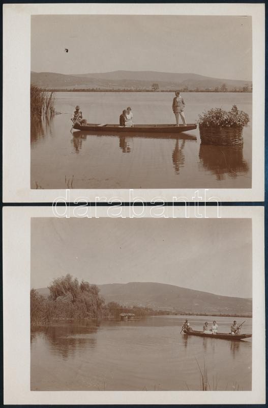 cca 1910 Balaton, csónakból vadászó városi népek, 2 db vintage fotó, 9x12 cm