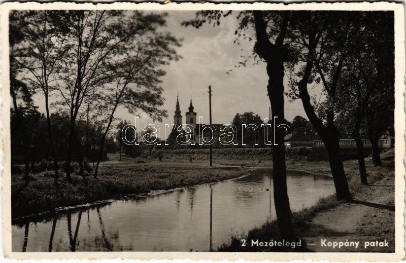 1943 Mezőtelegd, Tileagd; Koppány patak, templomok / riverside, churches (vágott / cut)