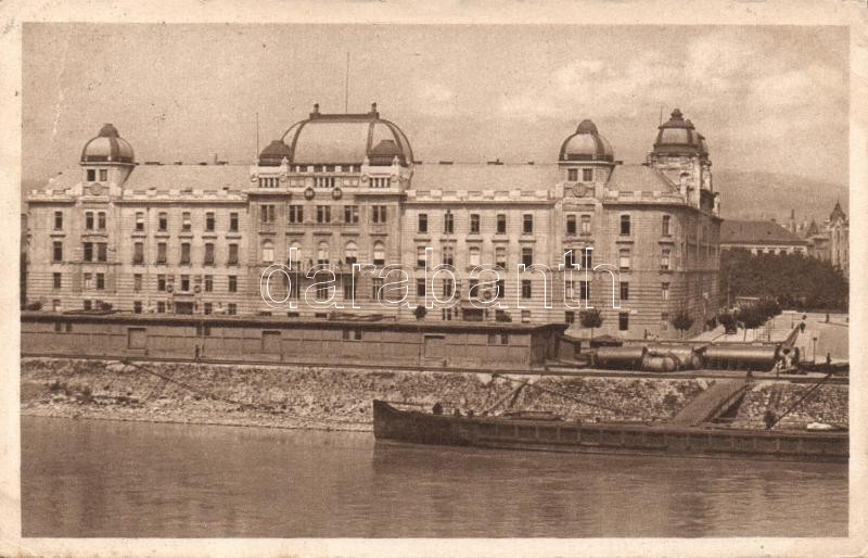 Bratislava, Ministerská budova / ministry, ship, Pozsony, Minisztérium, hajó