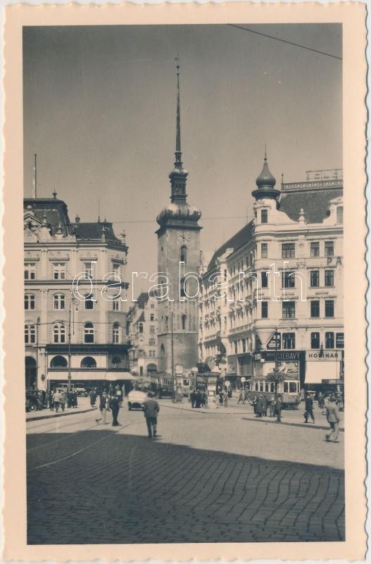Brno, Brünn; Chrám sv. Jakuba, Hodinar, Advokat / cathedral, tram, watchmaker, shop of Adolf Jebavy, automobile, lawyer office of Gottwald A.