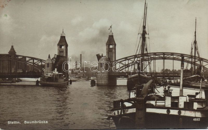 Szczecin, Stettin; Baumbrücke / bridge, steamships