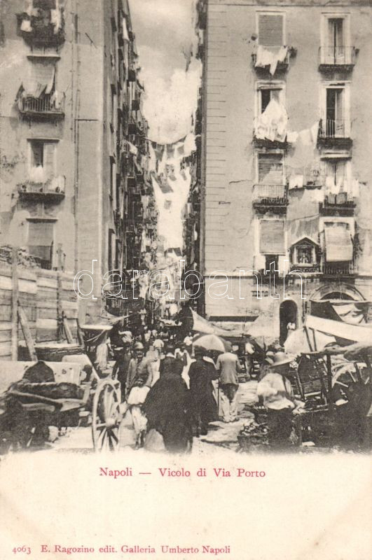 Naples, Napoli; Vicolo di Via Porto / street alley, market