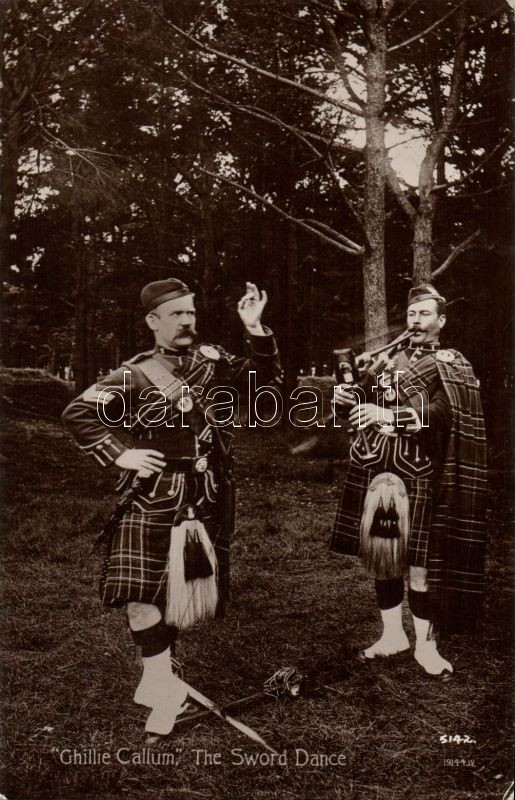 Scottish folklore 'Ghilli Callum' the sword dance, Skót folklór, Ghilli Calum kard tánc