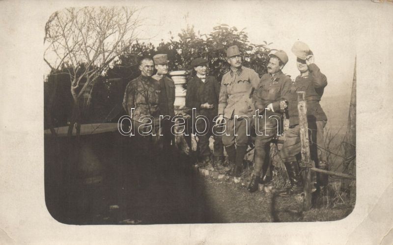 Katonaság, I. világháború, K.u.K katonák csoportkép, Military, WWI K.u.K. soldiers group photo