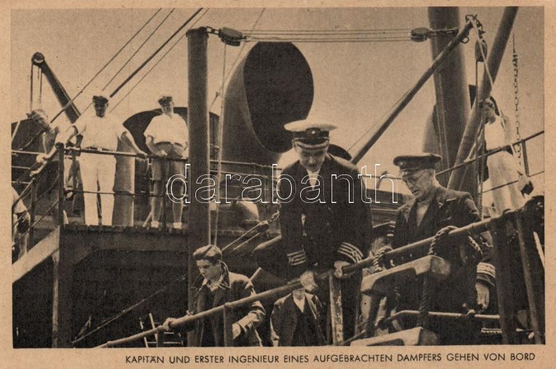 Landing of a German steamship, the captain and first engineer, Német gőzhajó érkezése, a kaiptány és az első mérnök