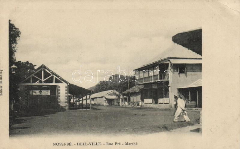 Nossi-Bé, Hell-Ville; Rue Pré, Marché / market